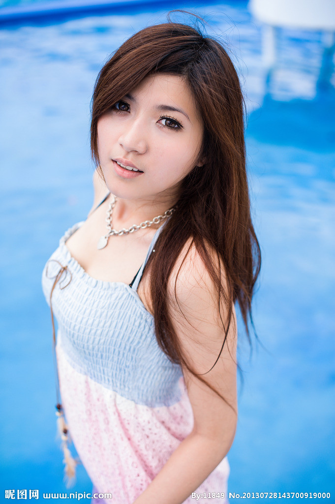 太阳成官网-法属留尼汪岛同一海岸再现疑似MH370碎片(图2) 太阳成官网