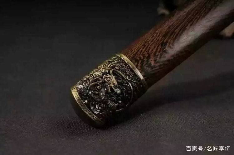 太阳成官网:用洗衣机电机驱动 海尔发布方程式赛车引关注(图4) 太阳成集团tyc